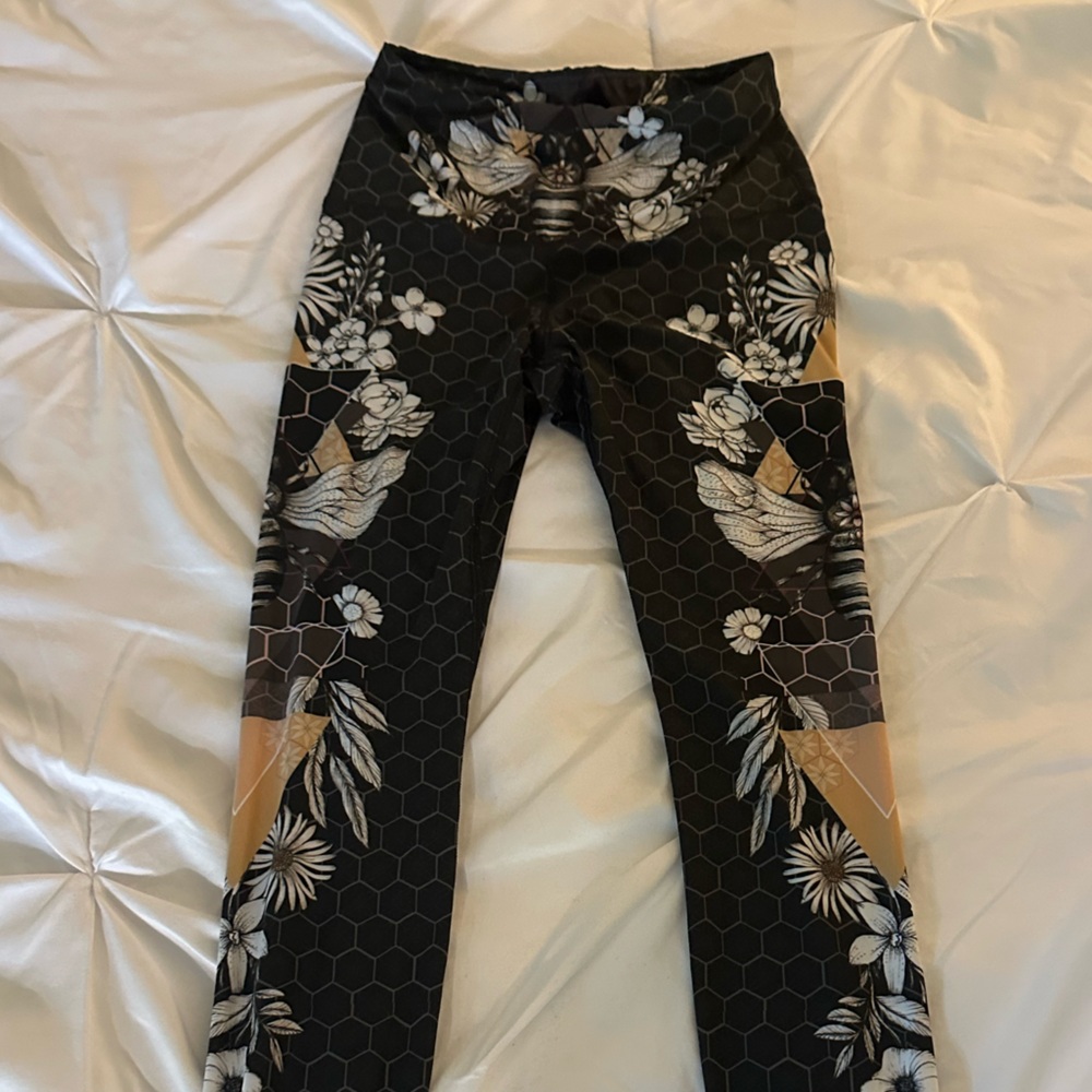 Yoga Democracy HoneyBee Yoga Leggings